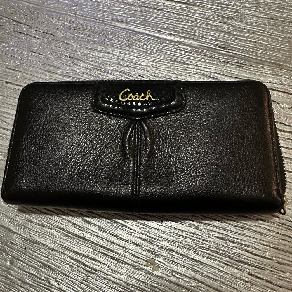 Ashley (Discontinued) Coach Wallet